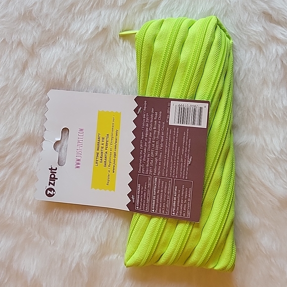 Zipit - Picture 2 of 3